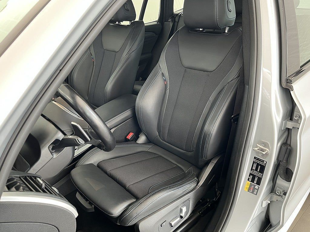 BMW X3 2021, photo 6/10