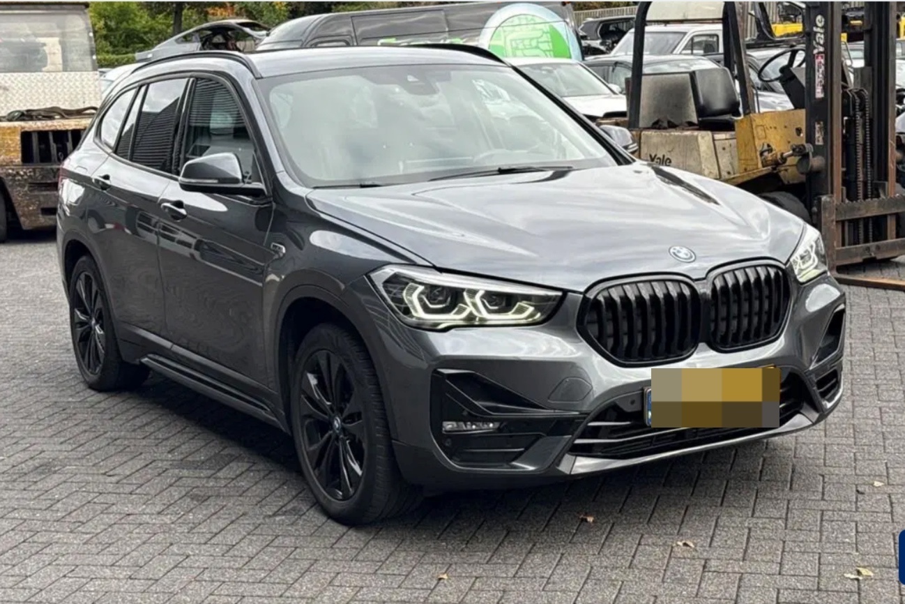 BMW X1 2022, photo 2/10