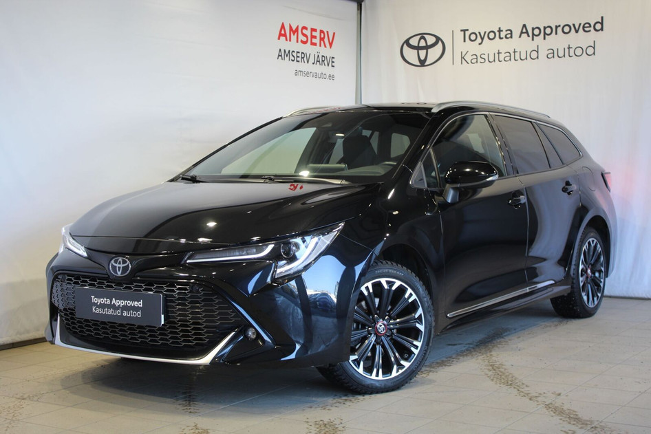 Toyota Corolla, 2022, 1.8, 72 kW, hybrid (petrol/electric), automatic, front-wheel drive