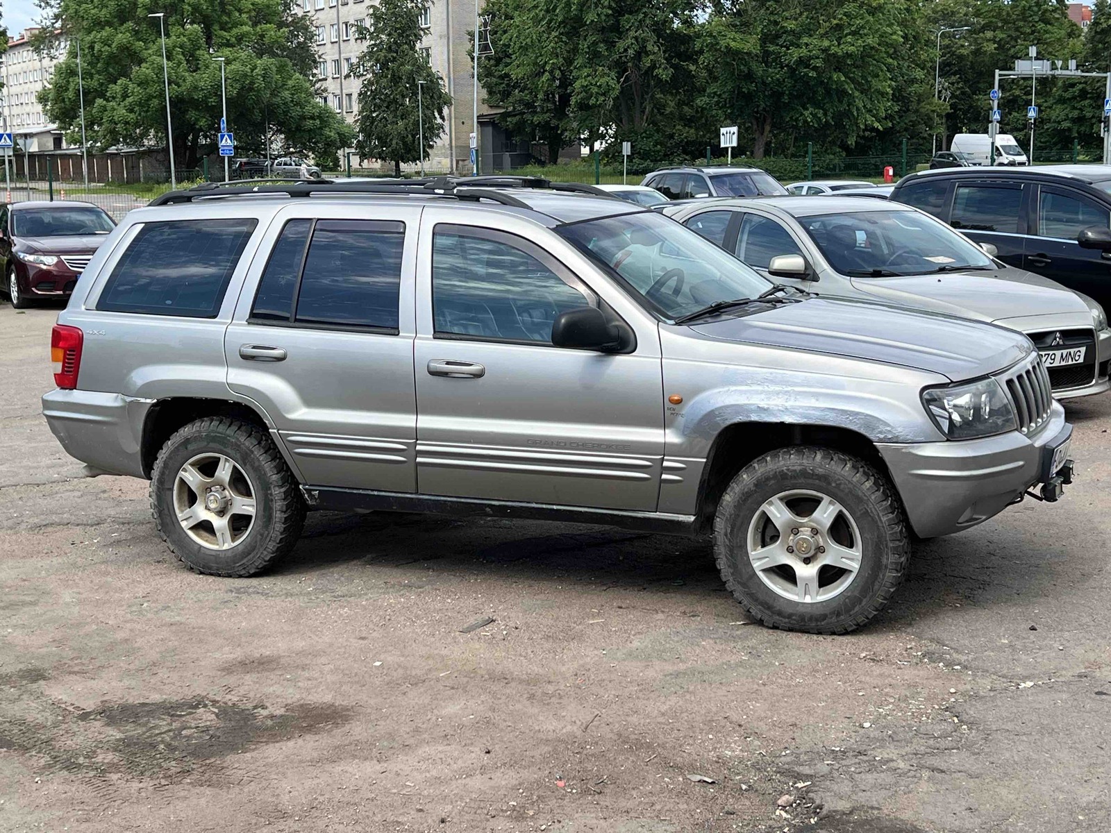 Jeep Grand Cherokee 2000, photo 3/9