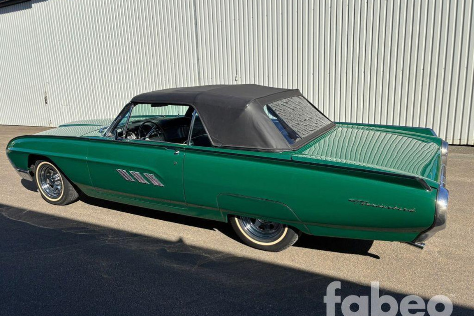 Ford Thunderbird, 287 kW, diisel, automaat