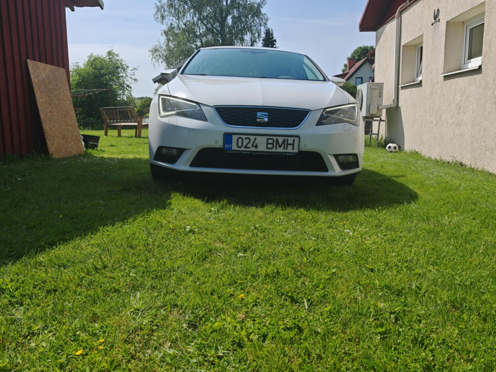 SEAT Leon 2014, photo 4/6