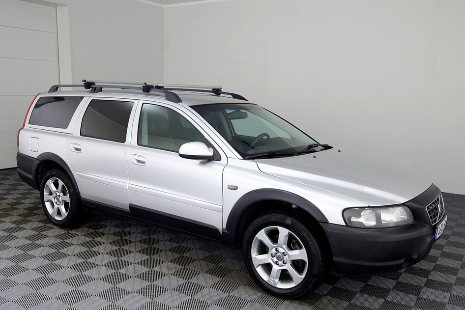Volvo XC70, 2003, 2.4, 120 kW, diesel, automatic, four-wheel drive