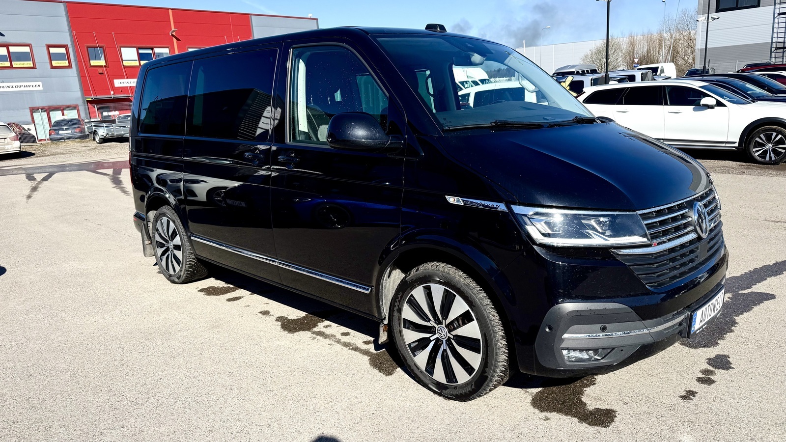 Volkswagen Multivan 2020, photo 6/45