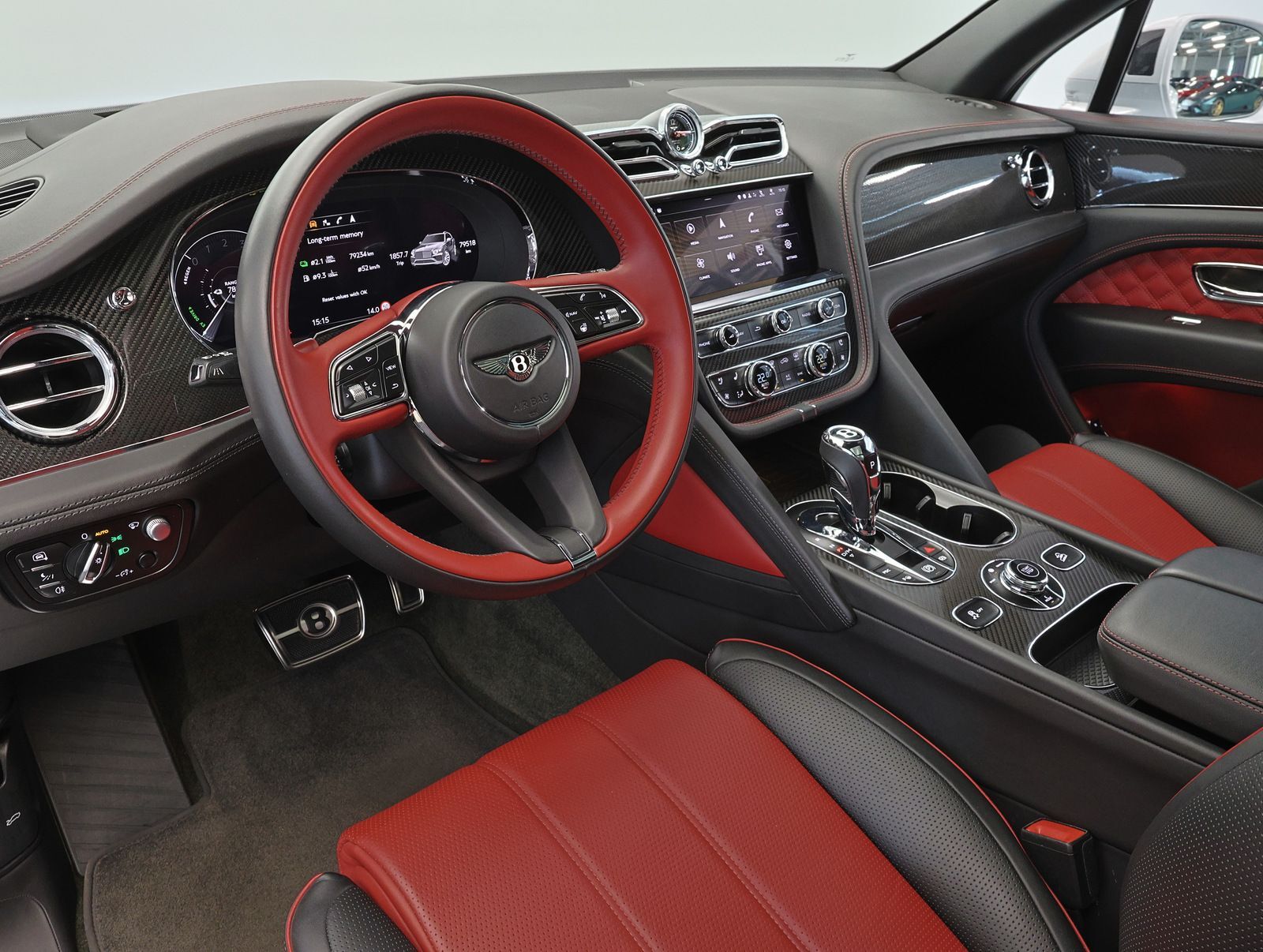 Bentley Bentayga 2022, photo 7/24
