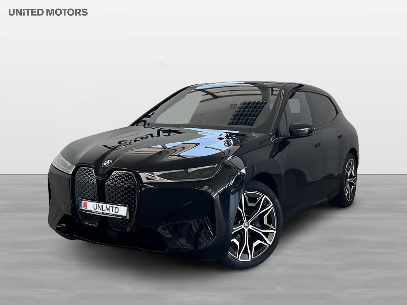 BMW iX