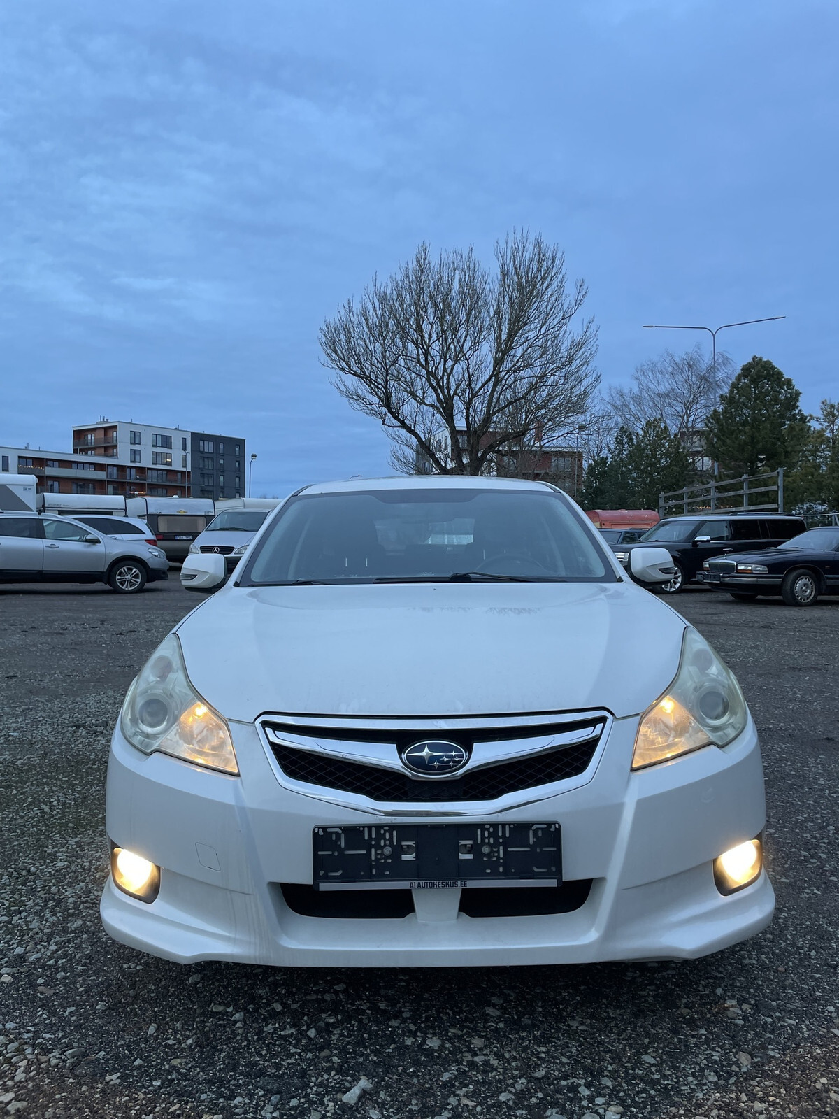 Subaru Legacy 2011, photo 5/10