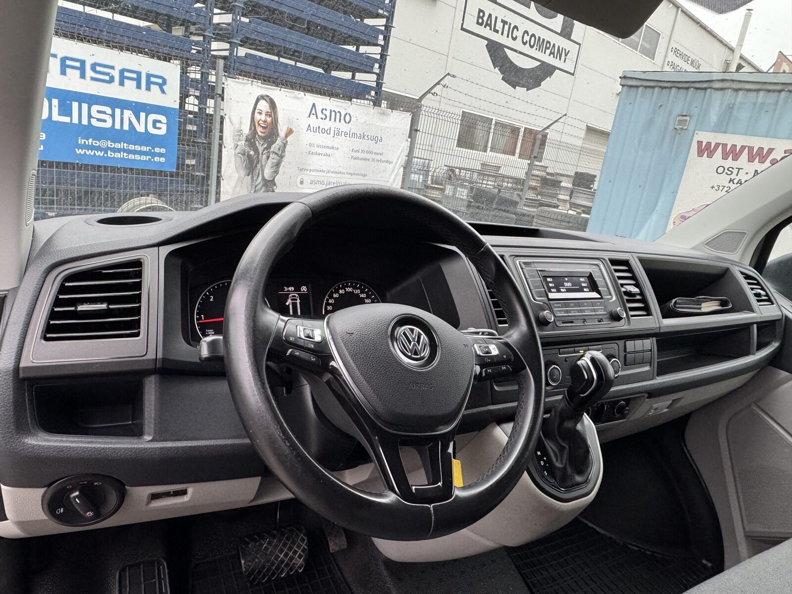 Volkswagen Transporter 2019, photo 4/10