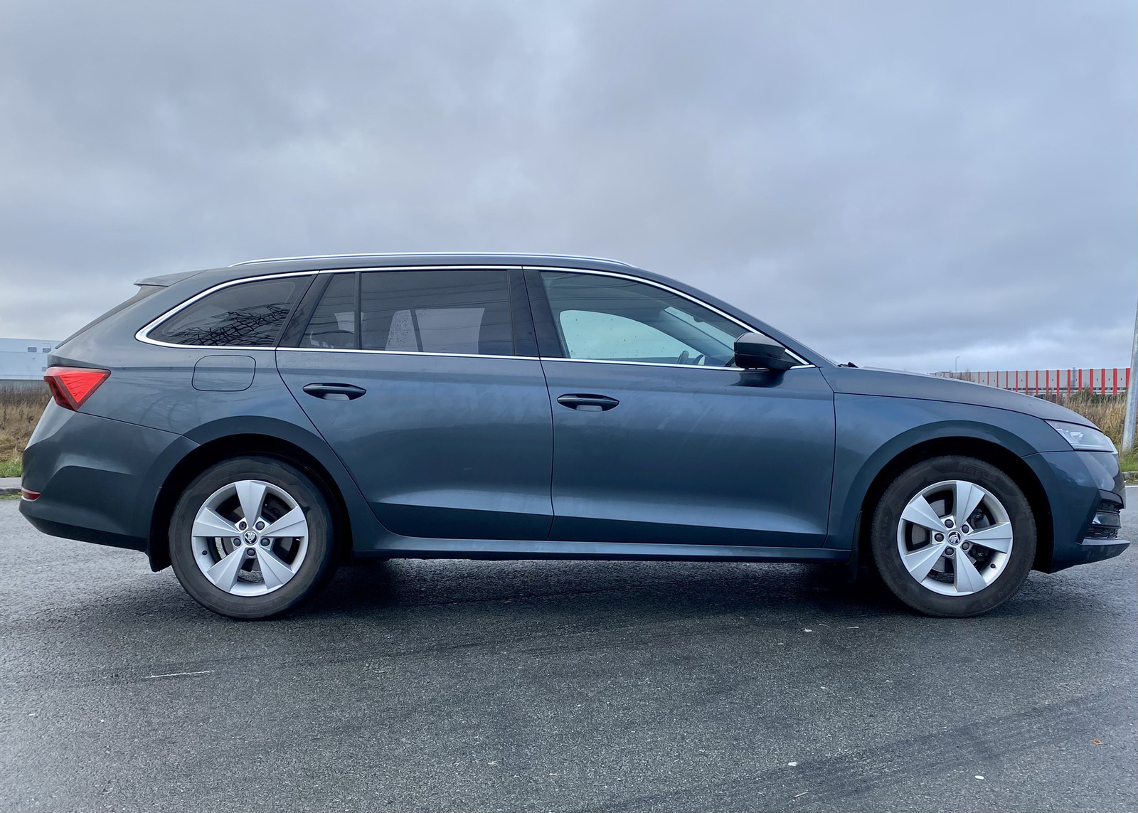 Škoda Octavia 2020, photo 2/10