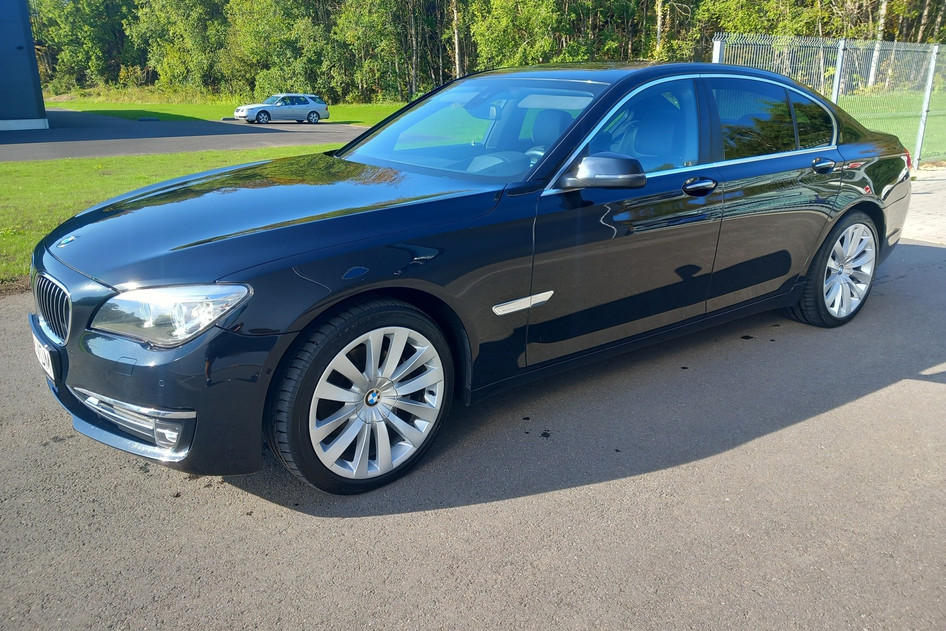 BMW 730, 2014, 3.0, 190 kW, diesel, automatic, four-wheel drive