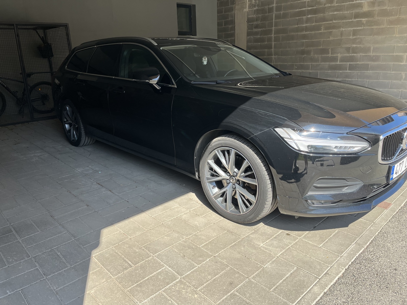 Volvo V90 2018, photo 7/27