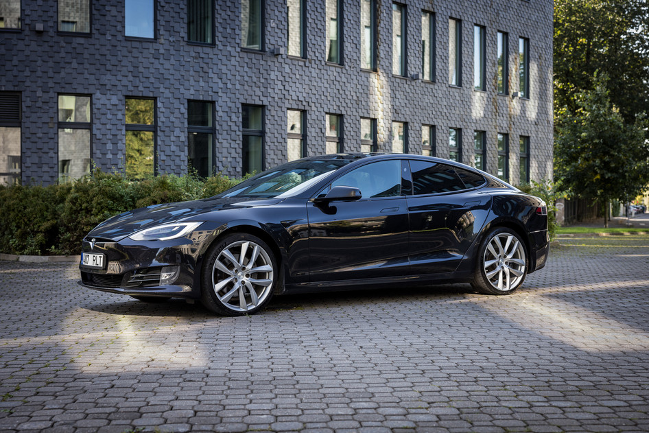Tesla Model S, 2018, 478 kW, elektra, automātiskā, pilnpiedziņa