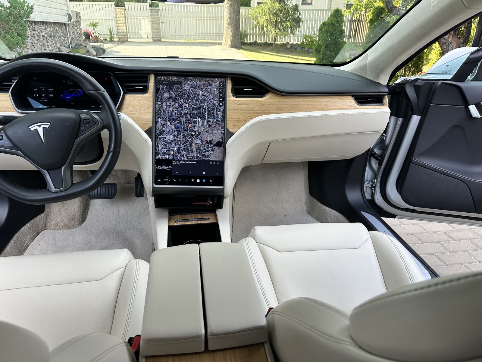 Tesla Model S 2018, photo 6/6