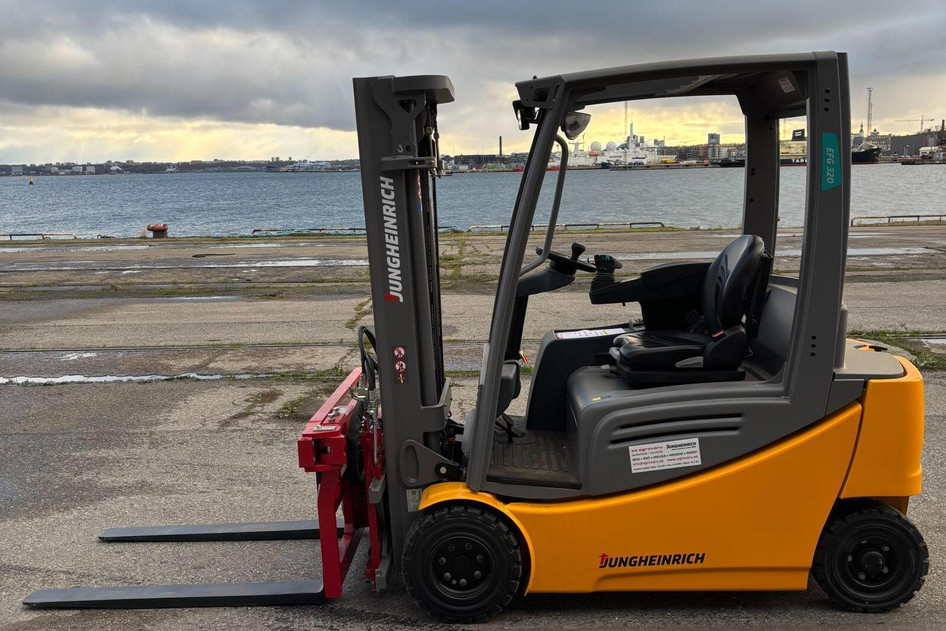 Jungheinrich EFG 320 ZT 3000 mm, 9 kW