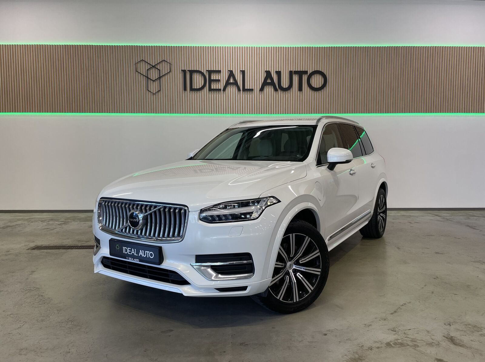 Volvo XC90 T8 Inscription 7s 2.0 228kW
