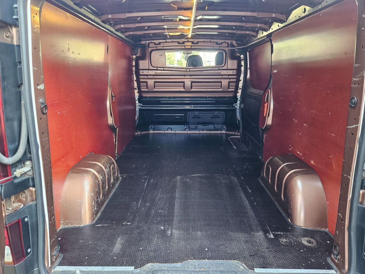 Renault Trafic 1.6 89kW 2019, kuva 7/10