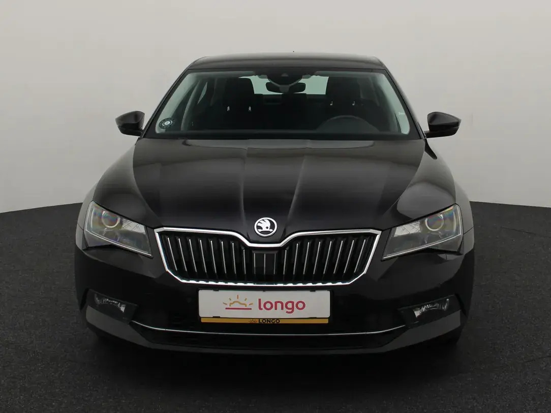 Škoda Superb 2017, kuva 3/10