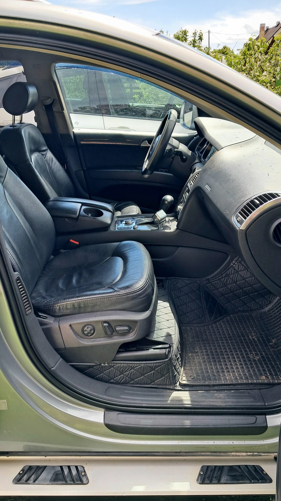 Audi Q7 2006, kuva 6/10