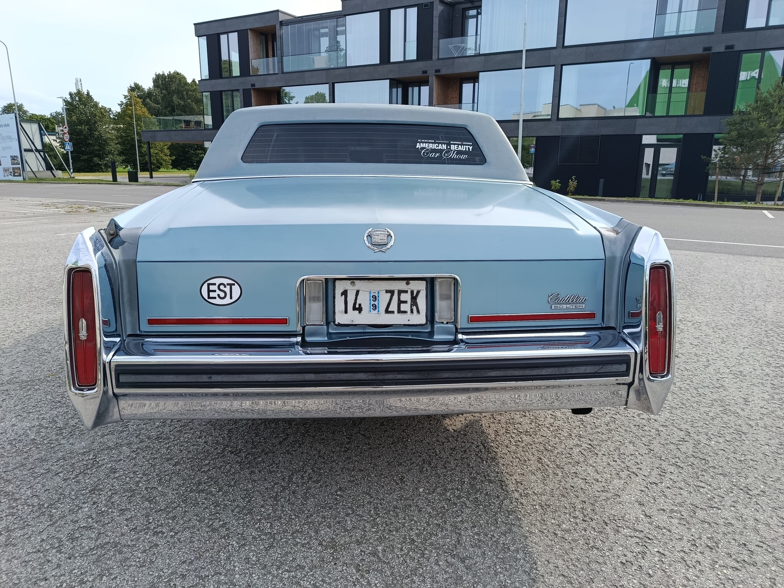 Cadillac Brougham 1986, kuva 4/11