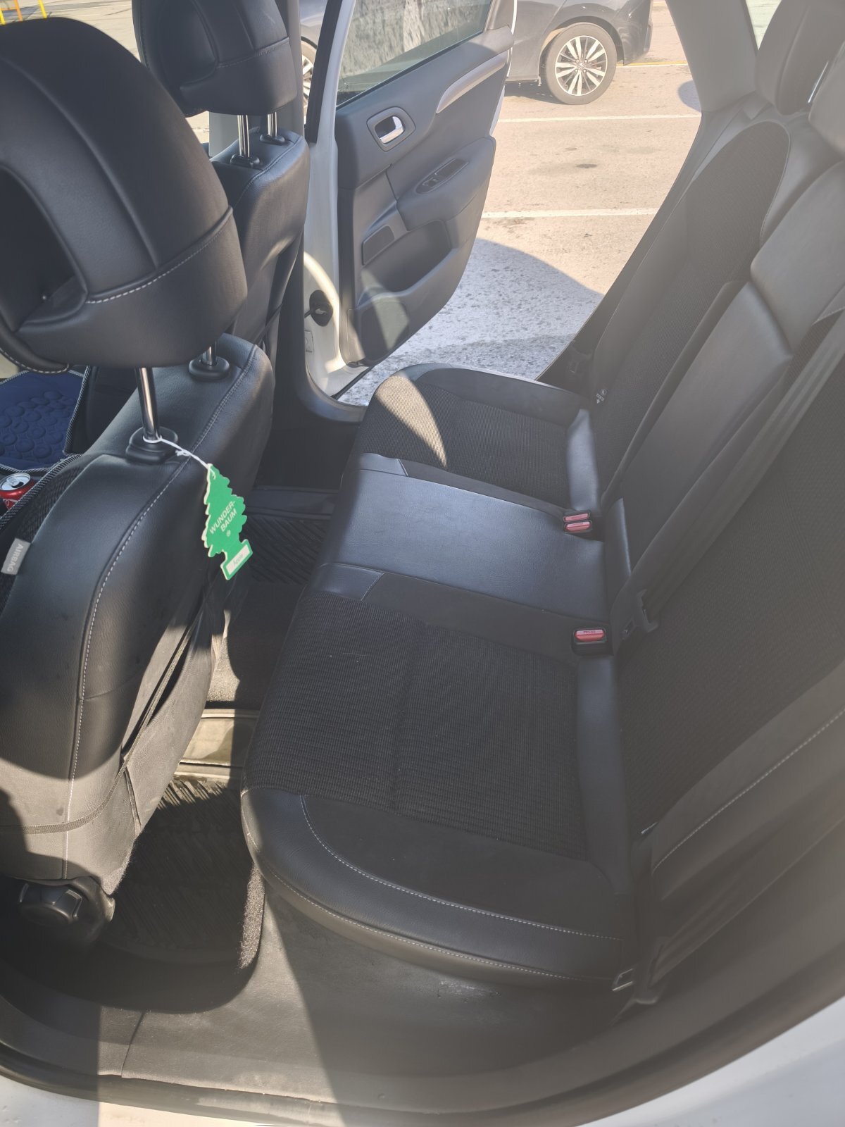 Citroën C4 2017, photo 5/6