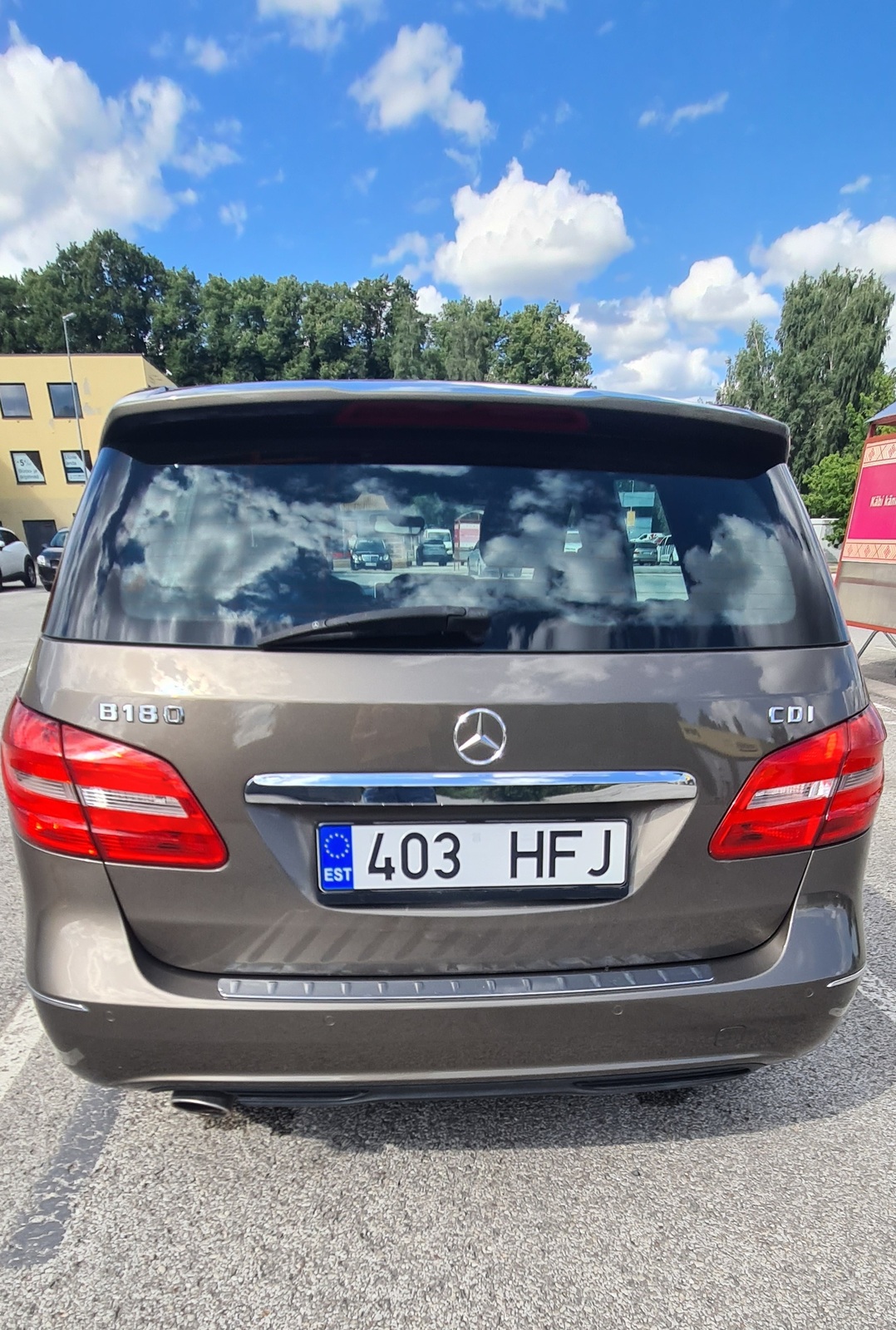 Mercedes-Benz B 180 2012, photo 2/8