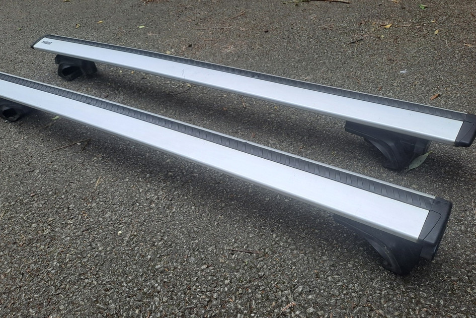 Thule AeroBar katuseraamisüsteem