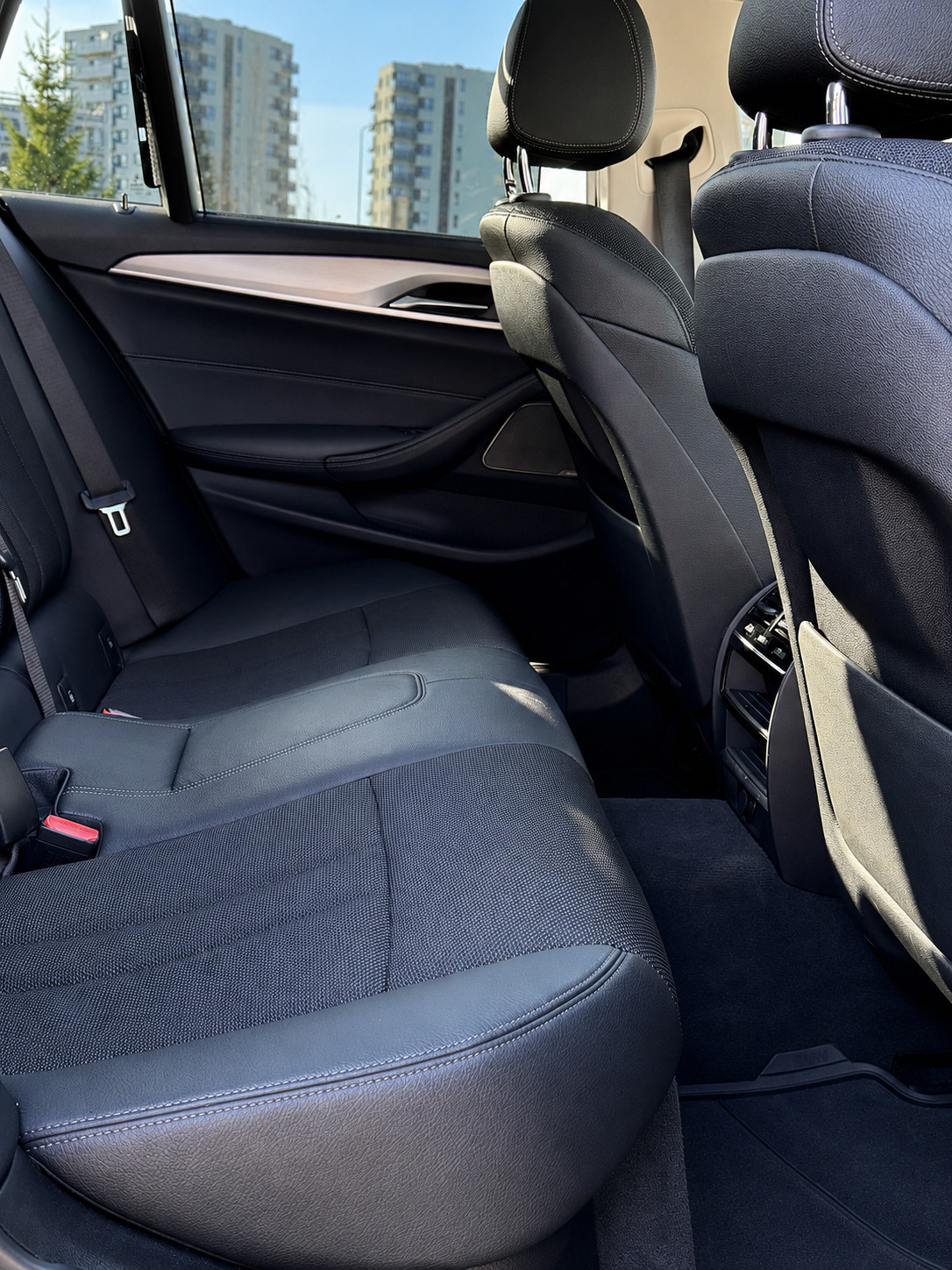 BMW 520 2019, kuva 7/10