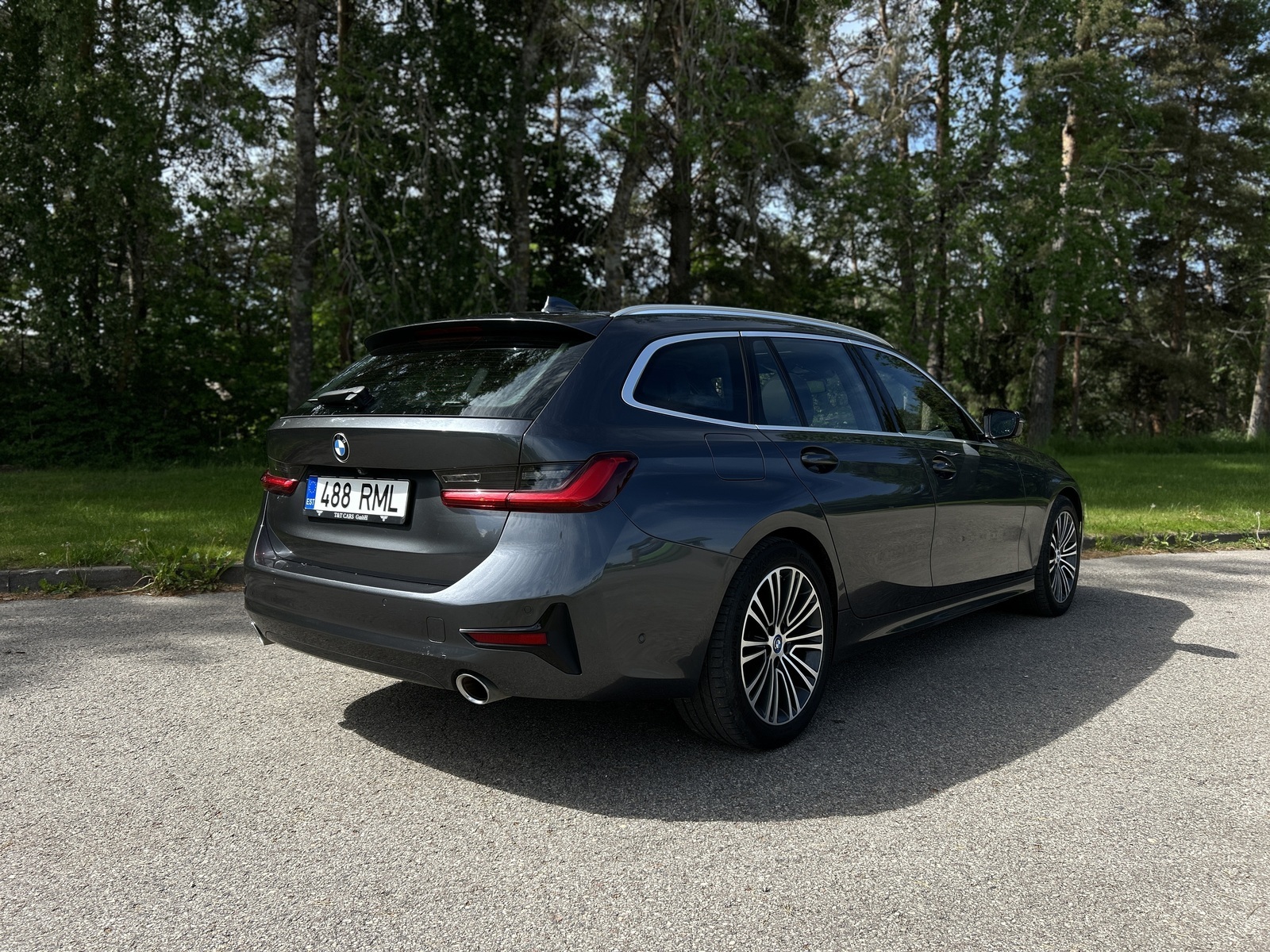 BMW 320 2020, photo 4/17