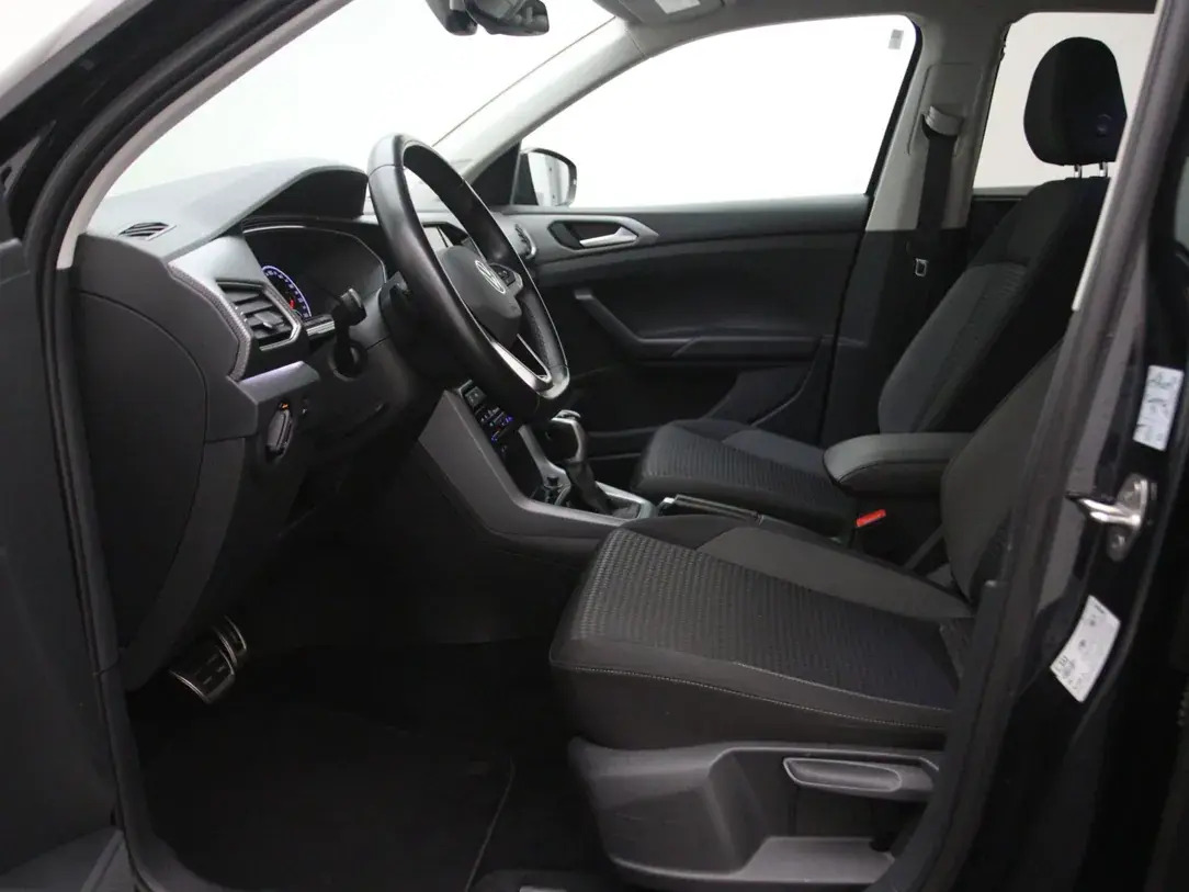 Volkswagen T-Cross LIFE 2021, photo 4/31