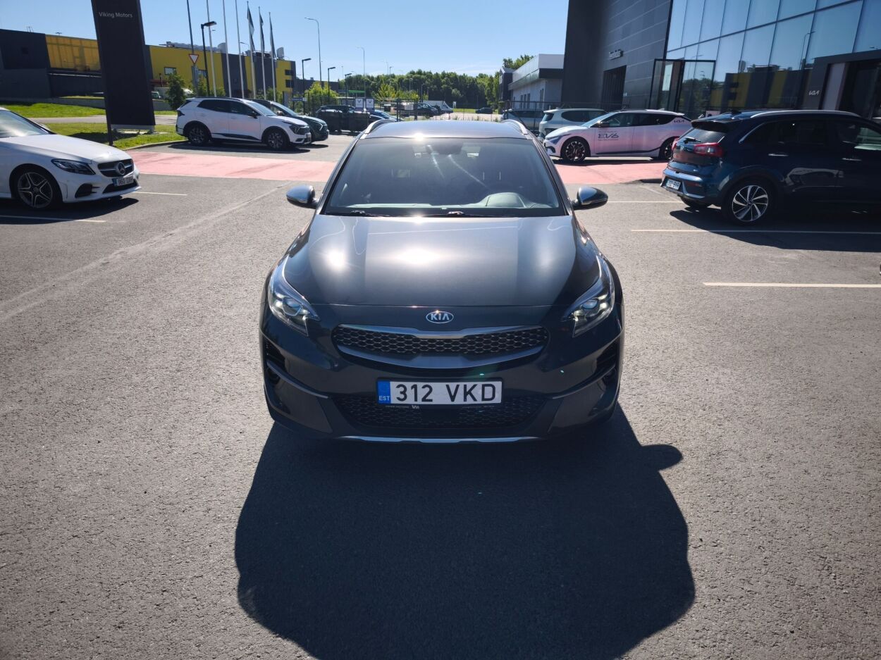 Kia XCeed 2020, photo 2/10