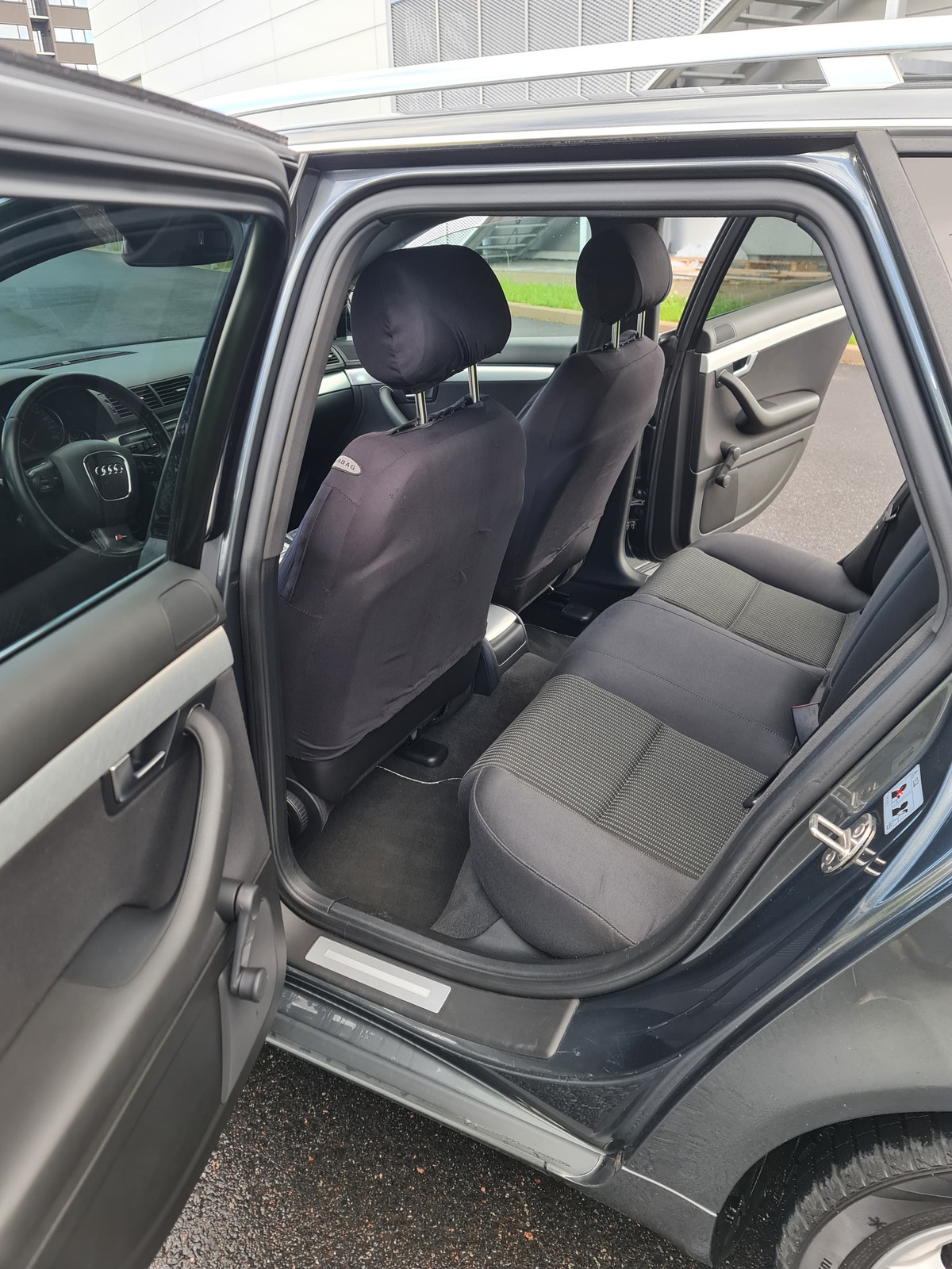 Audi A4 2008, kuva 7/10