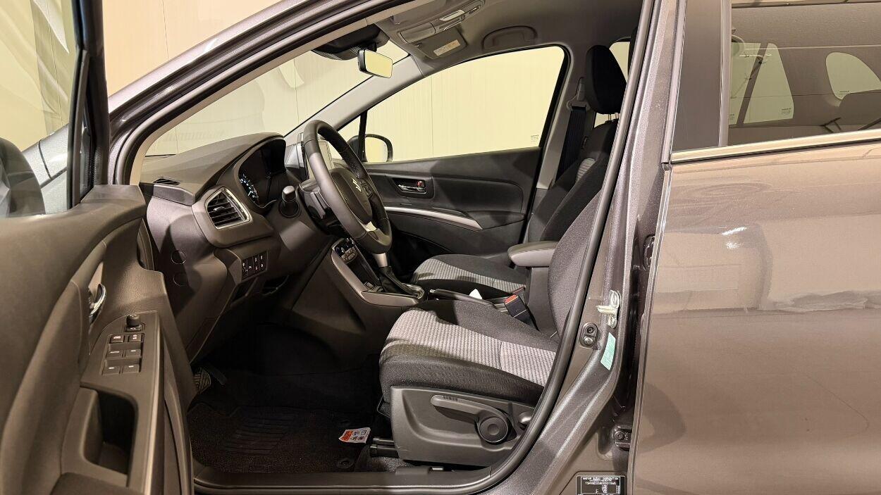 Suzuki S-Cross 2026, photo 7/10
