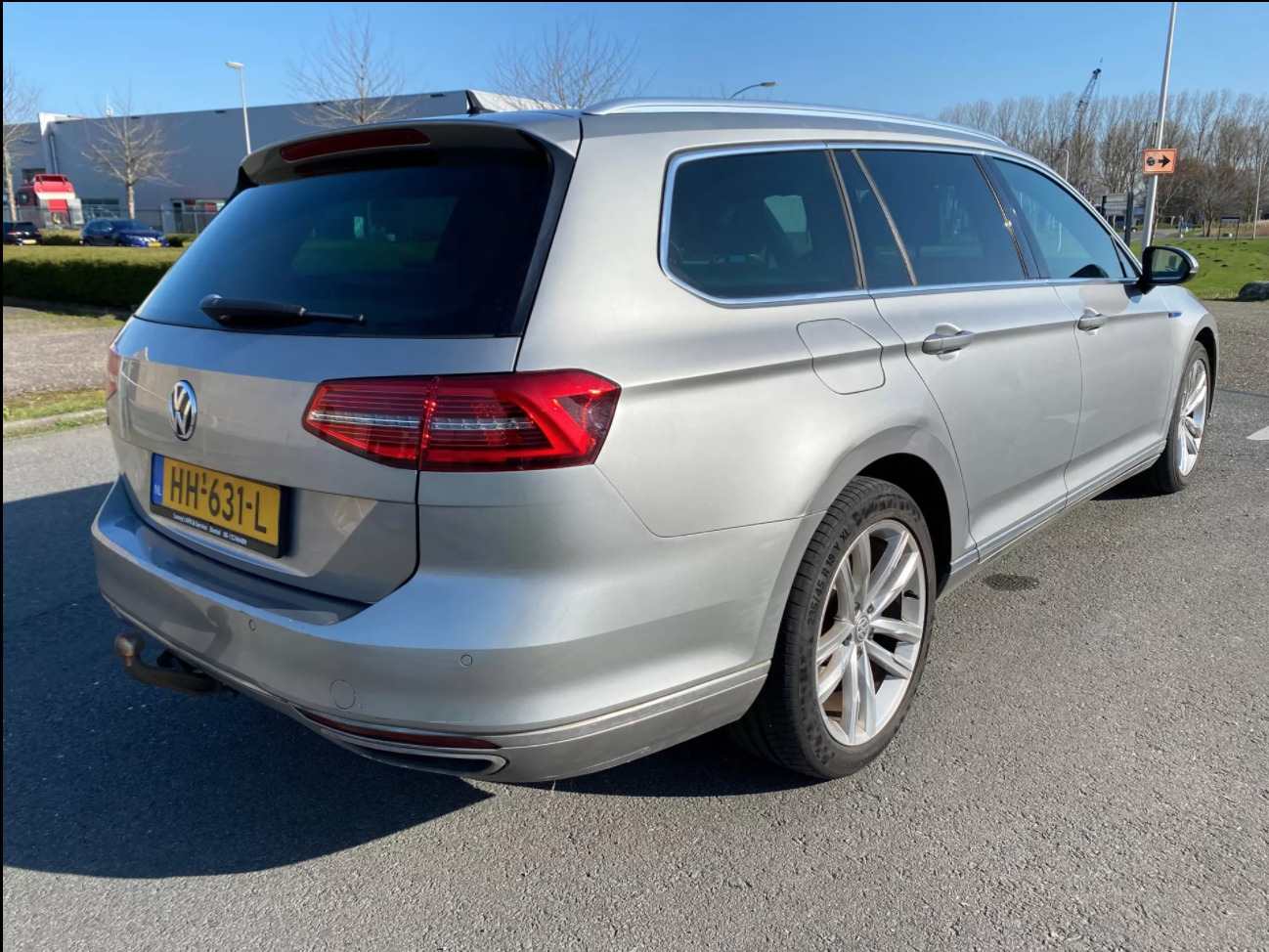Volkswagen Passat 2015, photo 4/10
