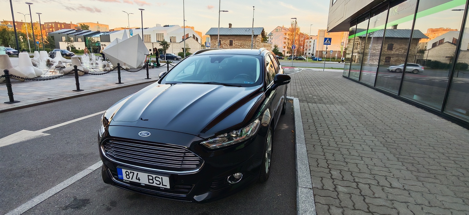 FORD MONDEO 2.0 110 kW -17