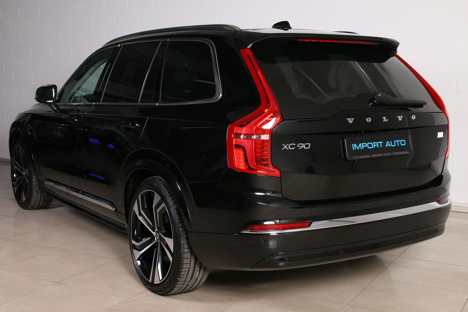 Volvo XC90 2024, photo 4/19