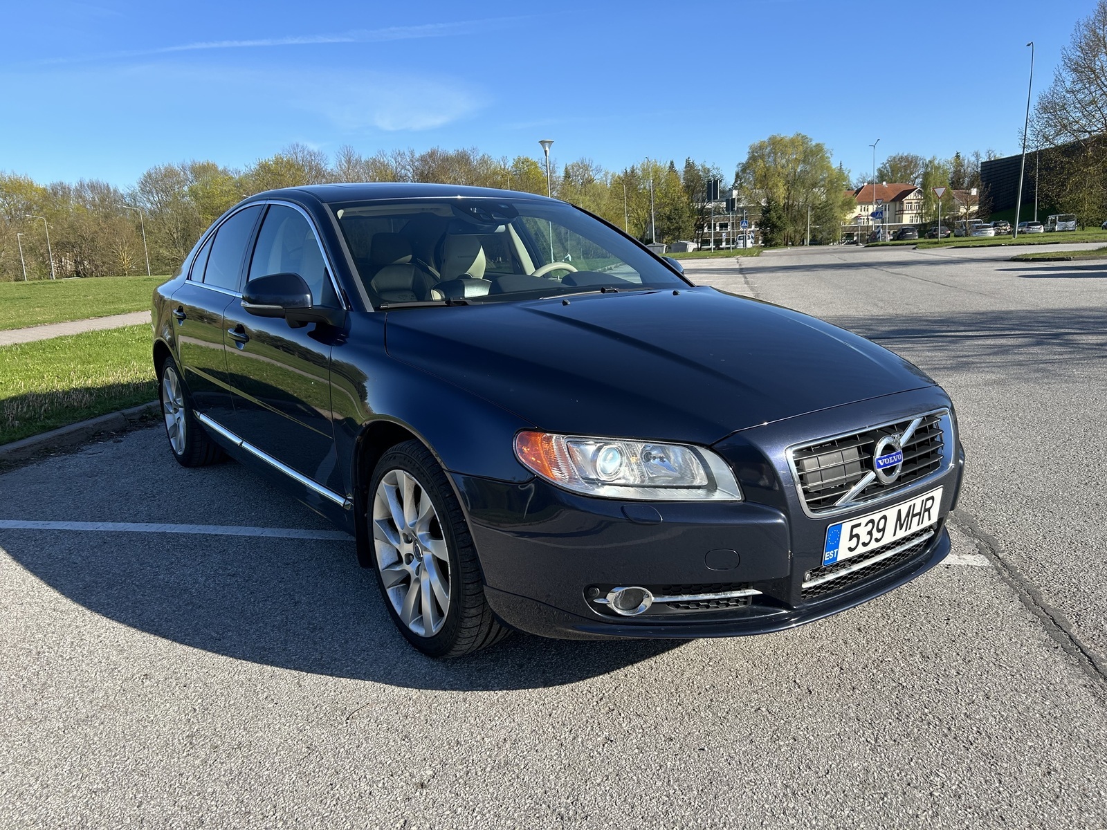 Volvo S80 2011, kuva 3/10