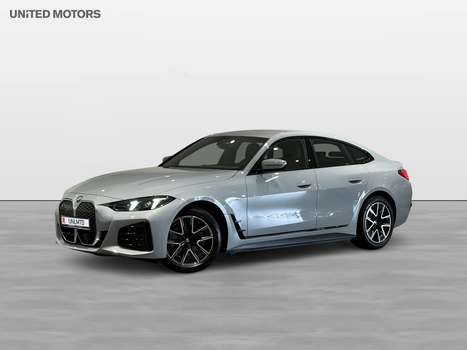 BMW i4