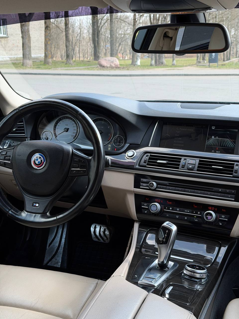 BMW 520 2011, photo 5/9
