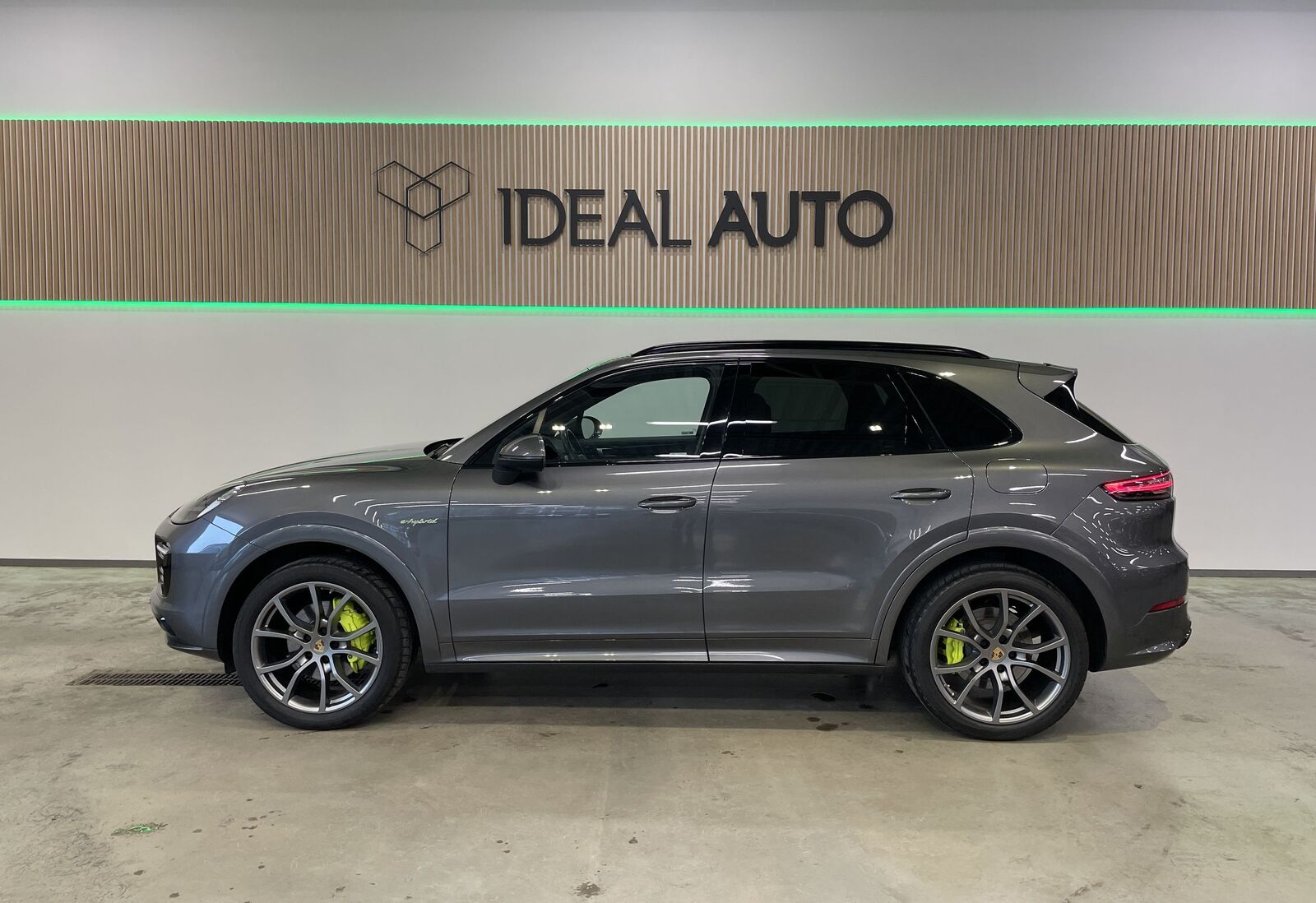 Porsche Cayenne 2021, photo 2/10