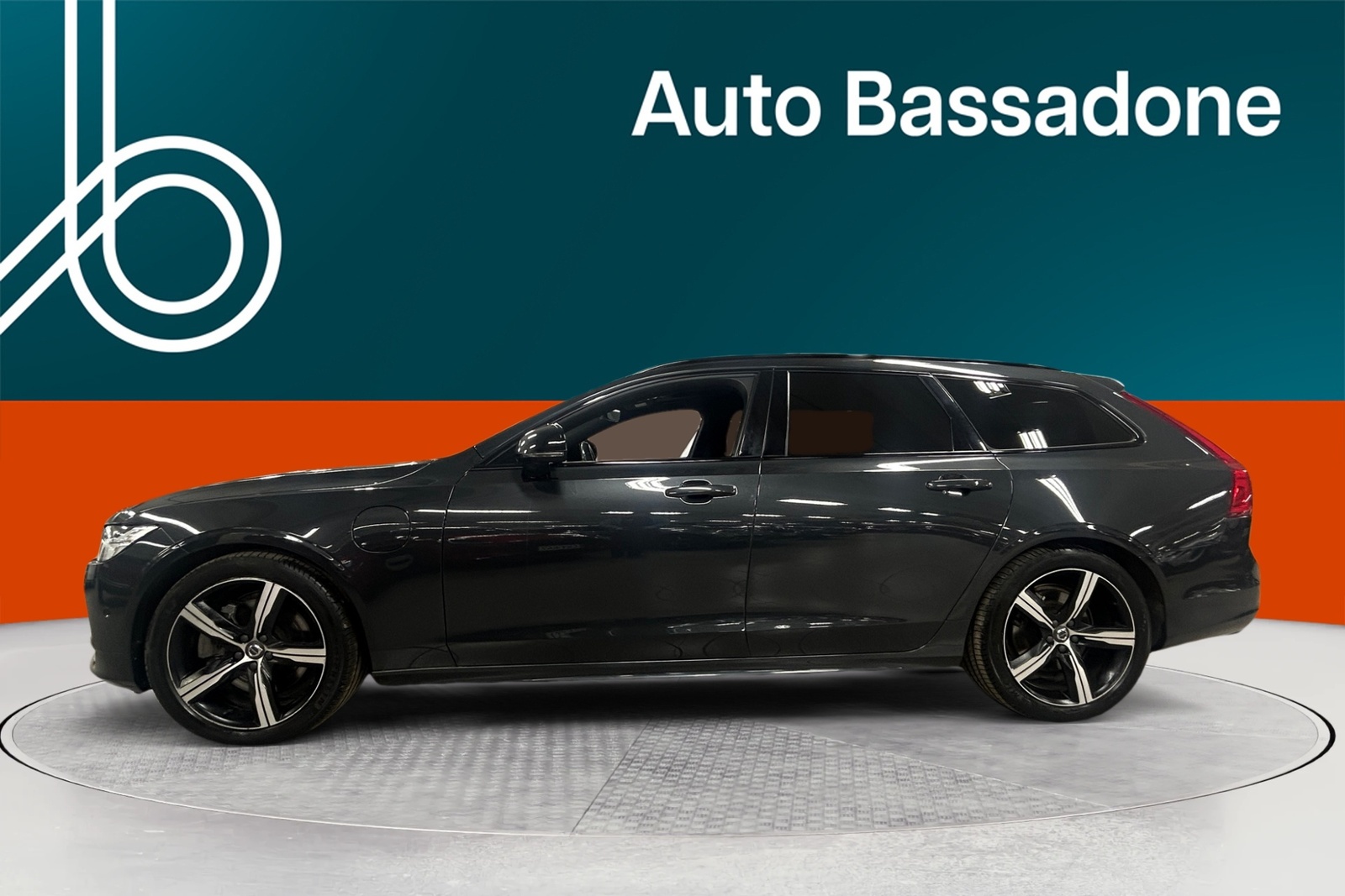 Volvo V90 2020, photo 2/33