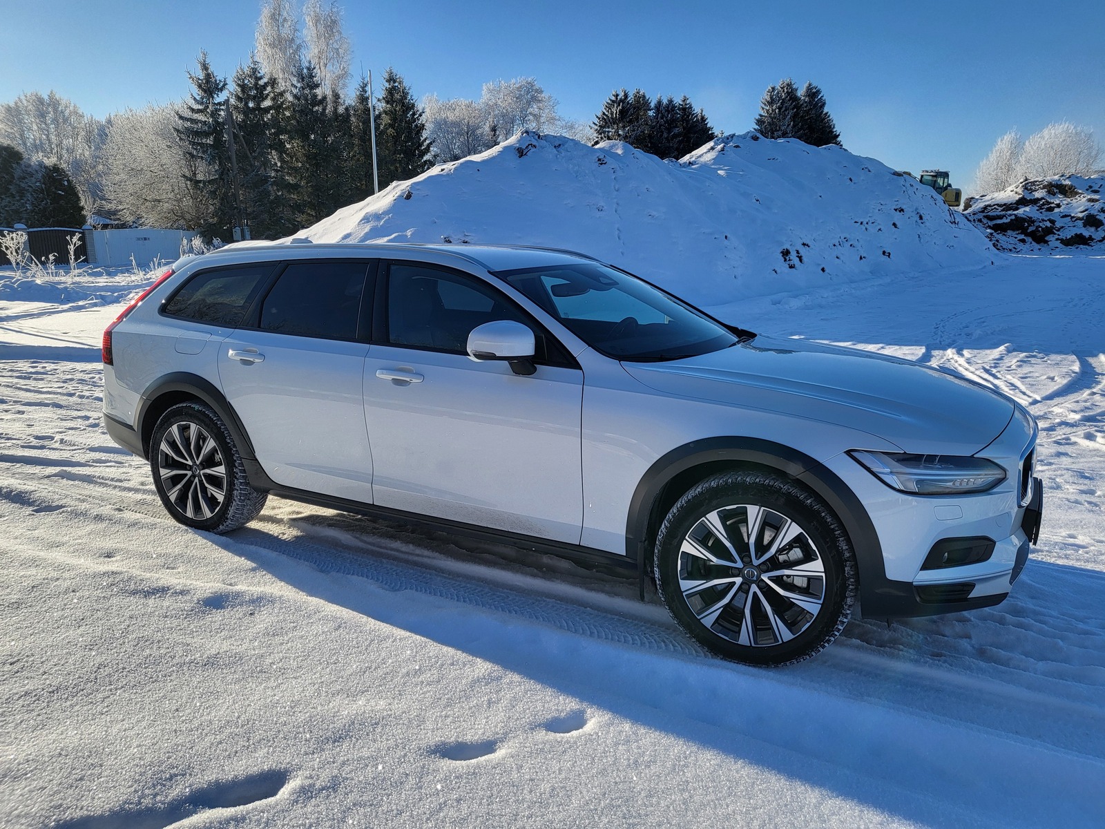 Volvo V90 Cross Country 2024, kuva 3/10