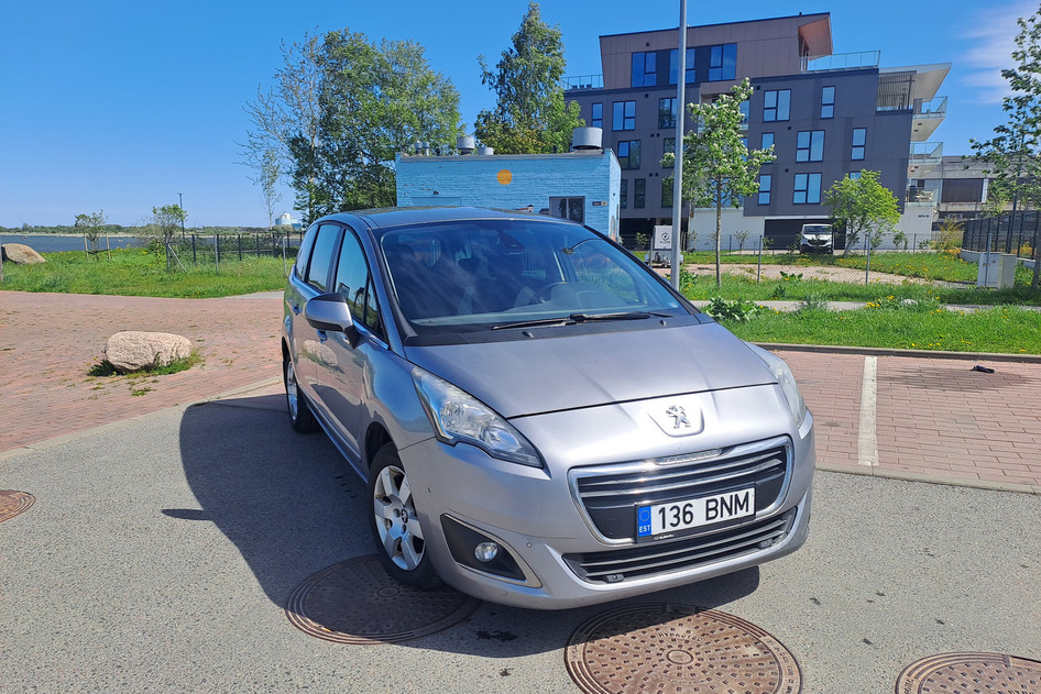 Peugeot 5008, 2015, 1.6, 84 kW, дизель, механическая, передний привод