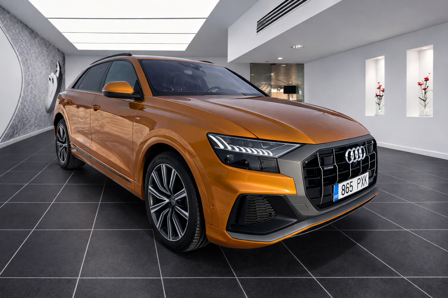 Audi Q8 2018, photo 2/10