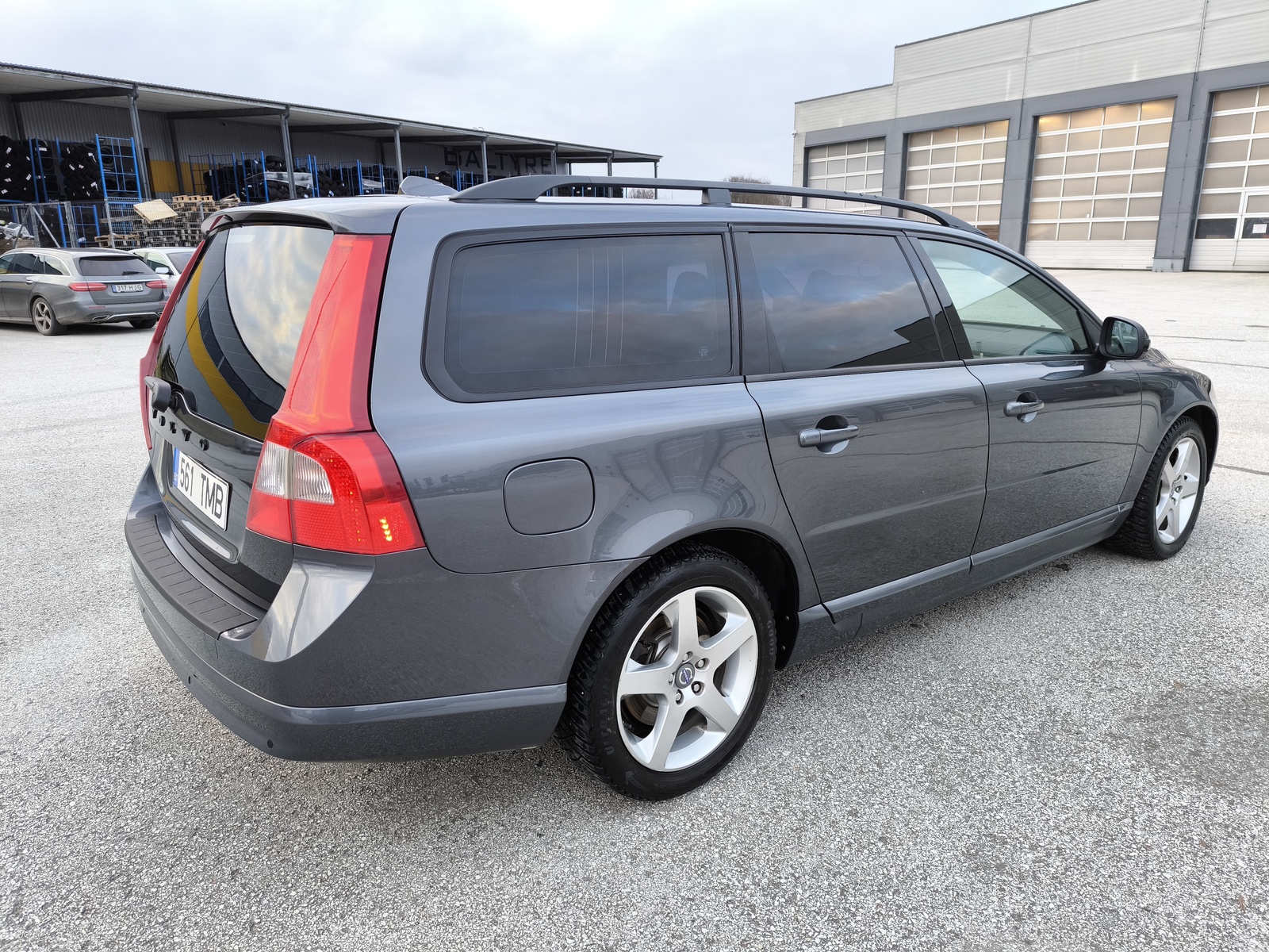 Volvo V70 2008, kuva 2/10