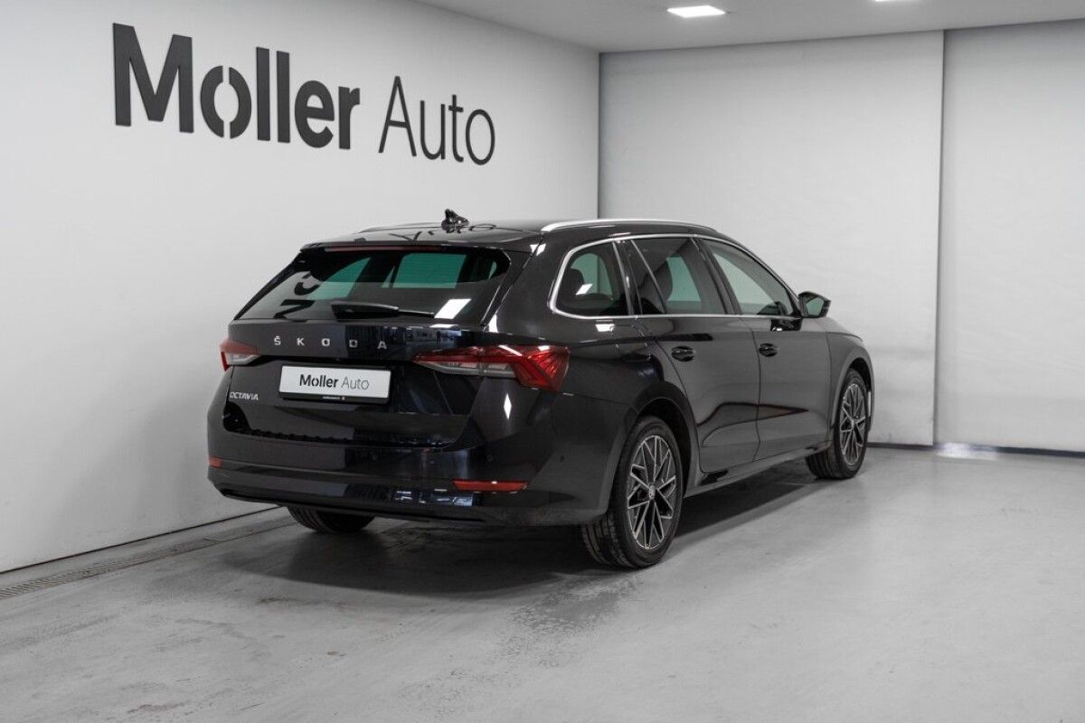 Škoda Octavia 2023, photo 3/26