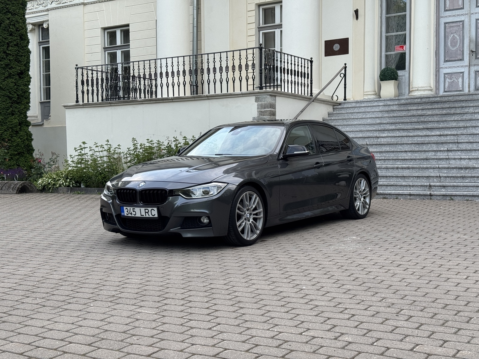 BMW 330 2012, kuva 3/15