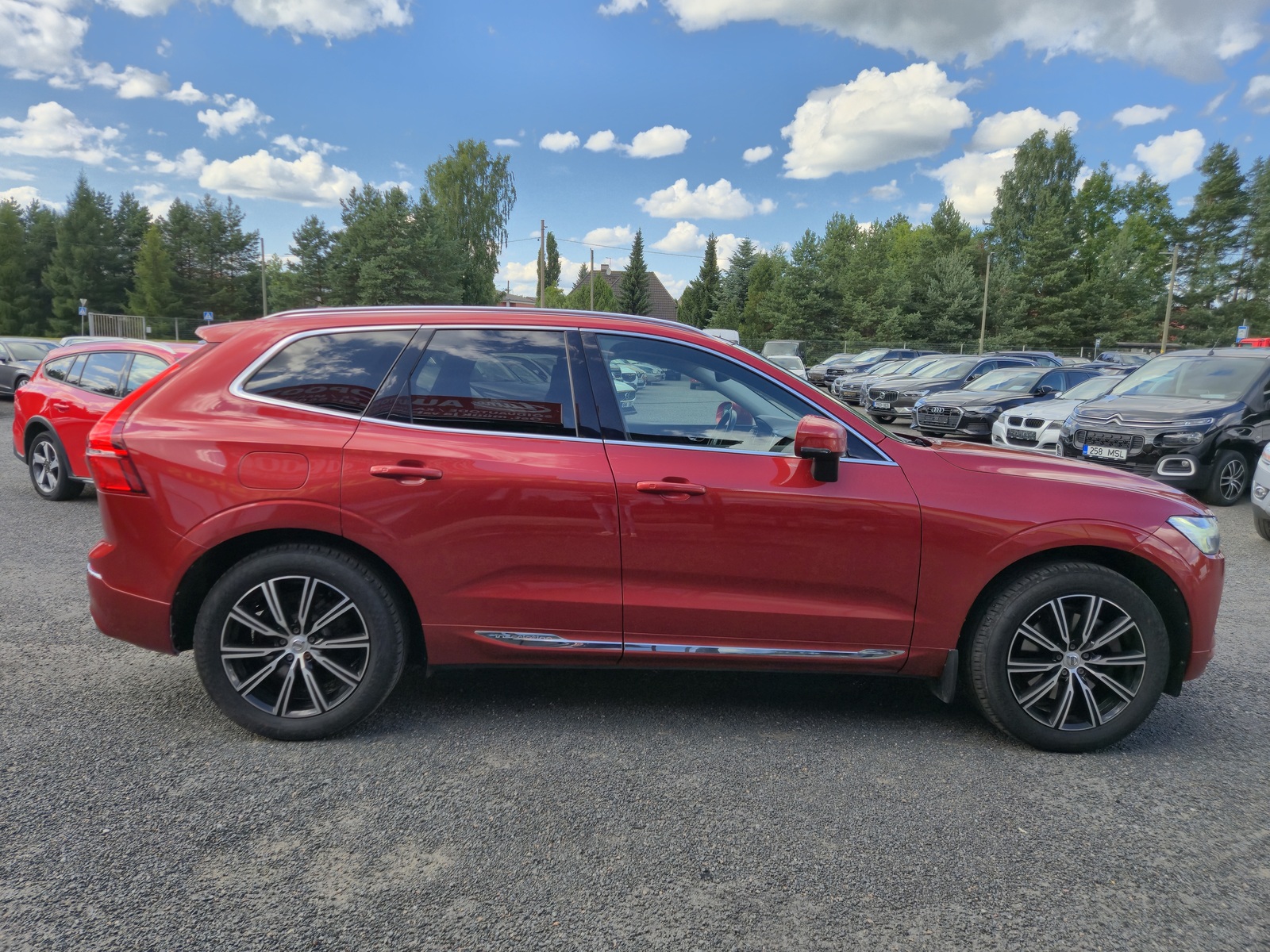 Volvo XC60 2018, photo 7/12