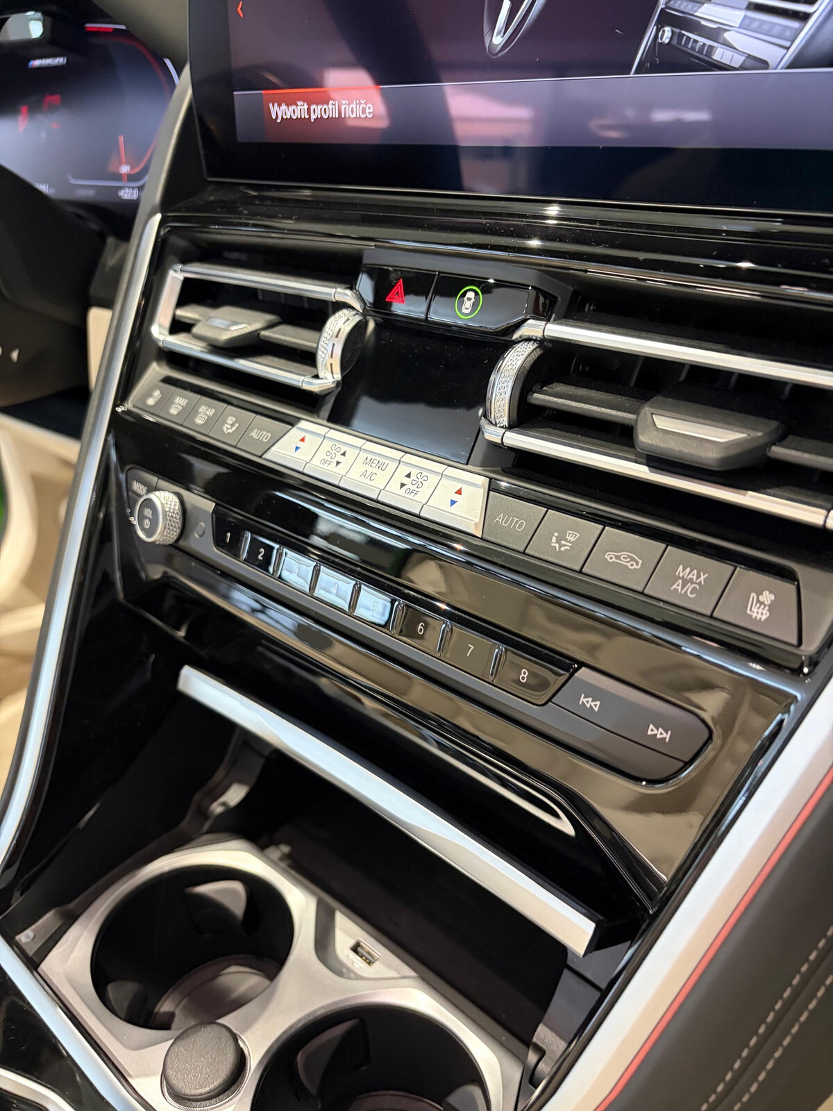 BMW M850 2023, kuva 6/12