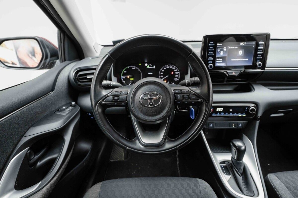 Toyota Yaris 2021, kuva 7/10
