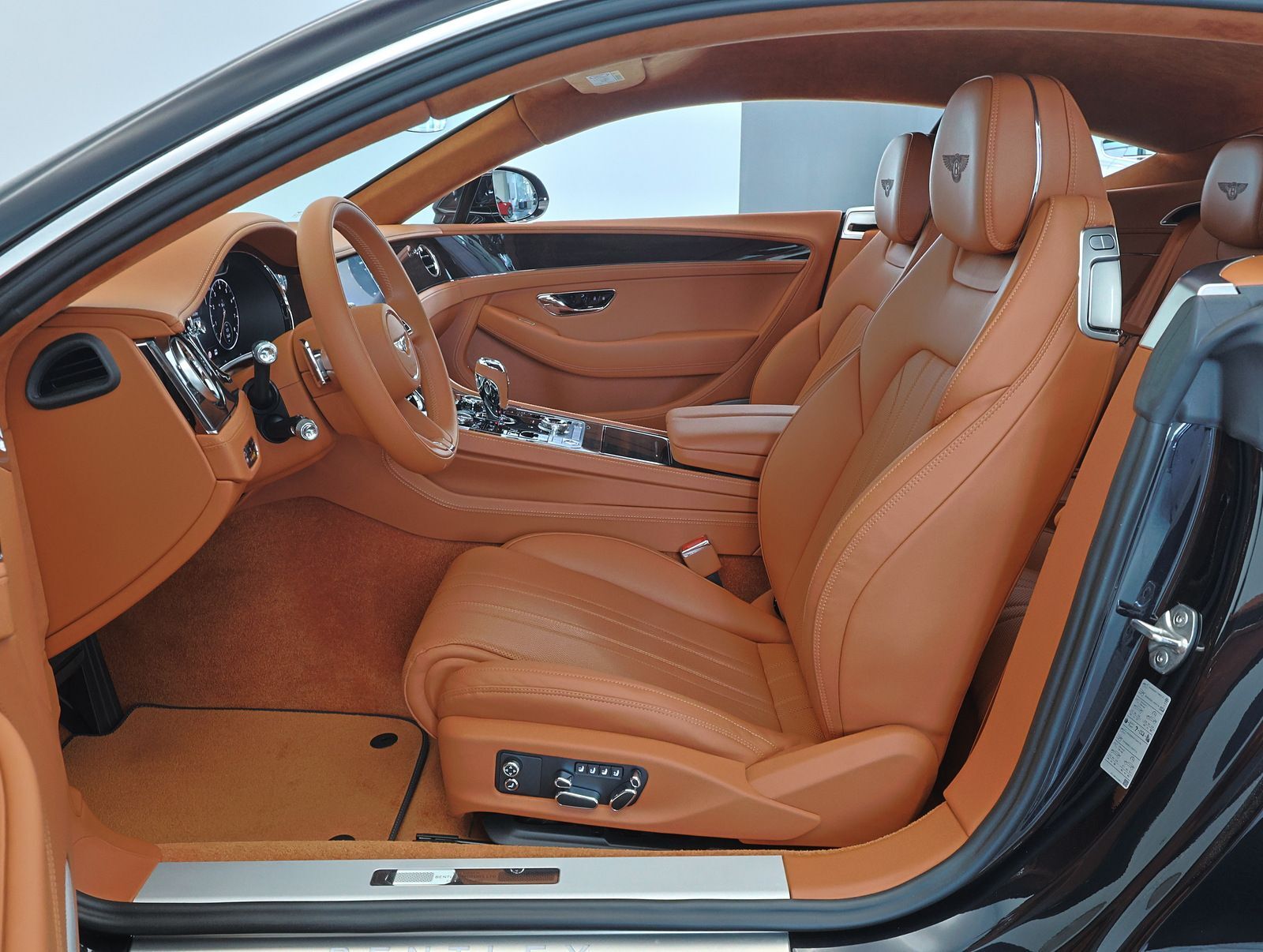 Bentley Continental GT 2022, photo 7/22